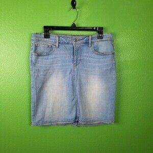 Levi's womens Lightwave Denim Knee Length Skirt Size 28